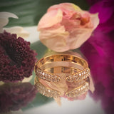 Ring with a unique style, can we worn on its own or stacked for a fierce effect! Adorned with pavé diamonds for extra sparkle. 18K solid gold