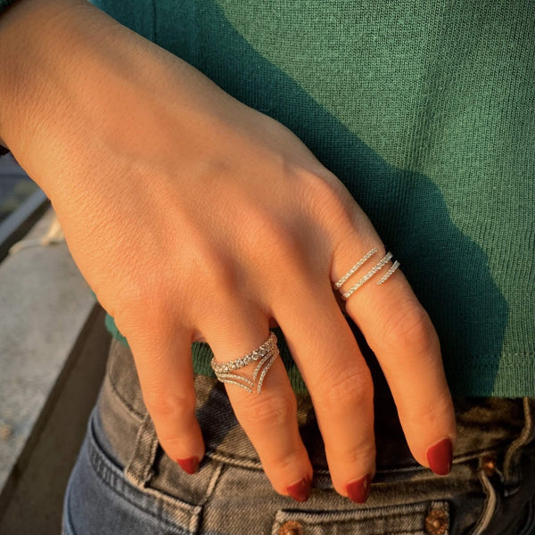 Gorgeous ring to wear on your index or middle finger! the ribbon ring is a piece that cannot go unnoticed. Carat Weight: ~1carat. Available in yellow, white and rose 18k gold.